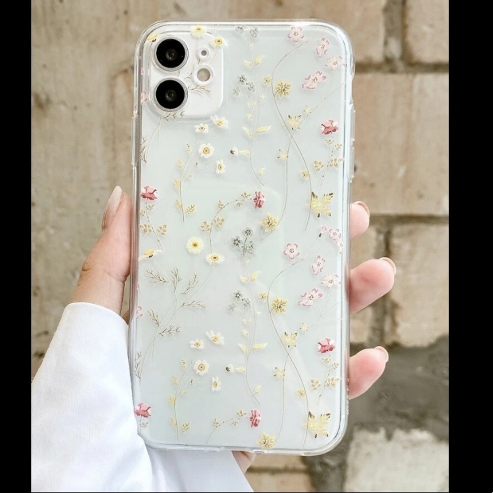 NEW - iPhone floral clear case - Picture 3 of 4